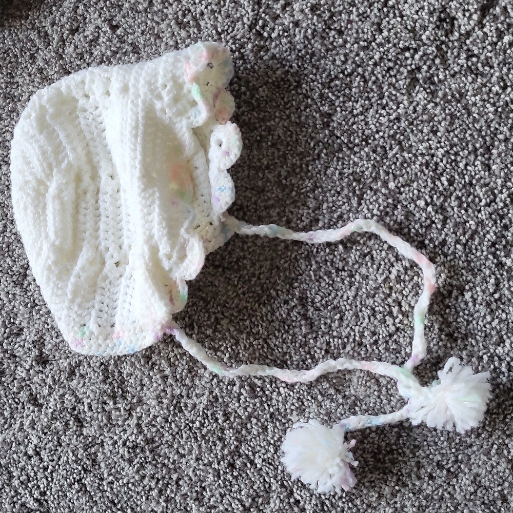 Handmade newborn set - Picture 2 of 4